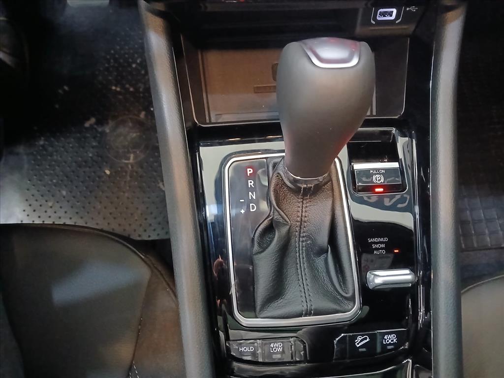 Jeep-COMPASS-2.0 HURRICANE 4 TURBO GASOLINA BLACKHAWK AT9