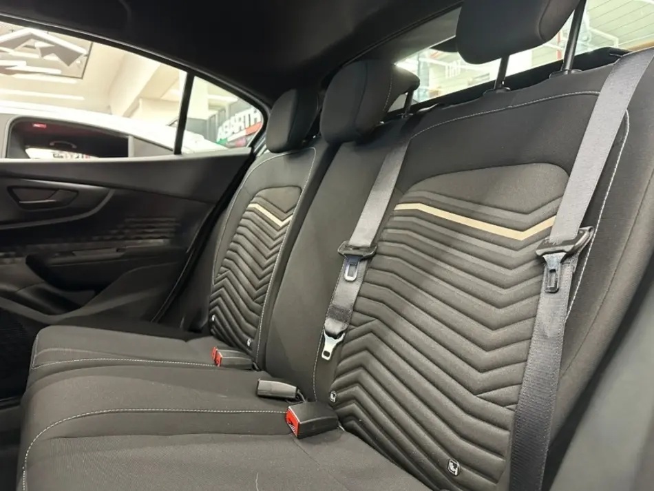 FASTBACK 1.0 TURBO 200 FLEX CVT5