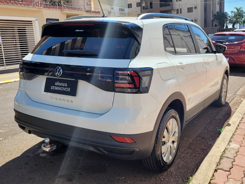 T-CROSS 1.0 200 TSI TOTAL FLEX SENSE AUTOMÁTICO3