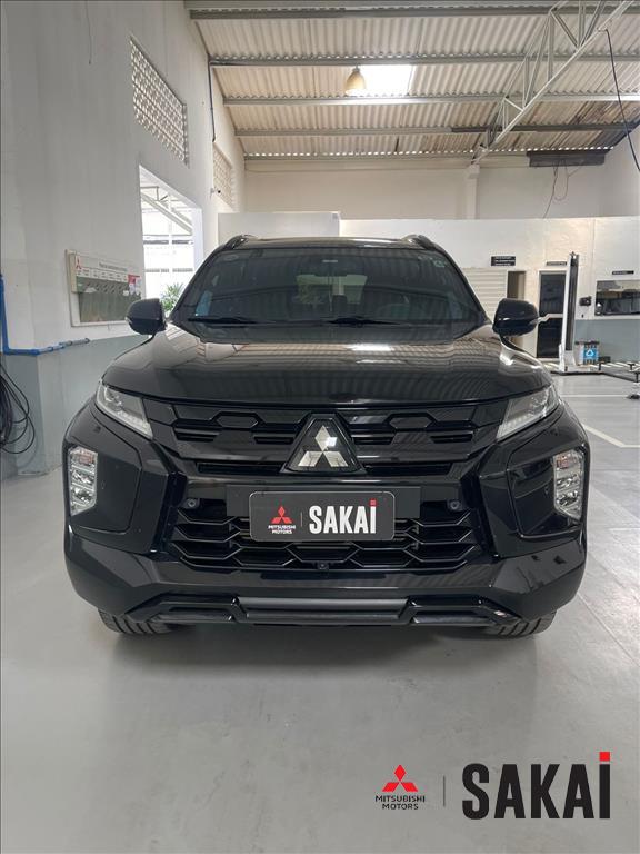 Mitsubishi-PAJERO SPORT-2.4 16V MIVEC TURBO DIESEL LEGEND BLACK AWD AUTOMÁTICO