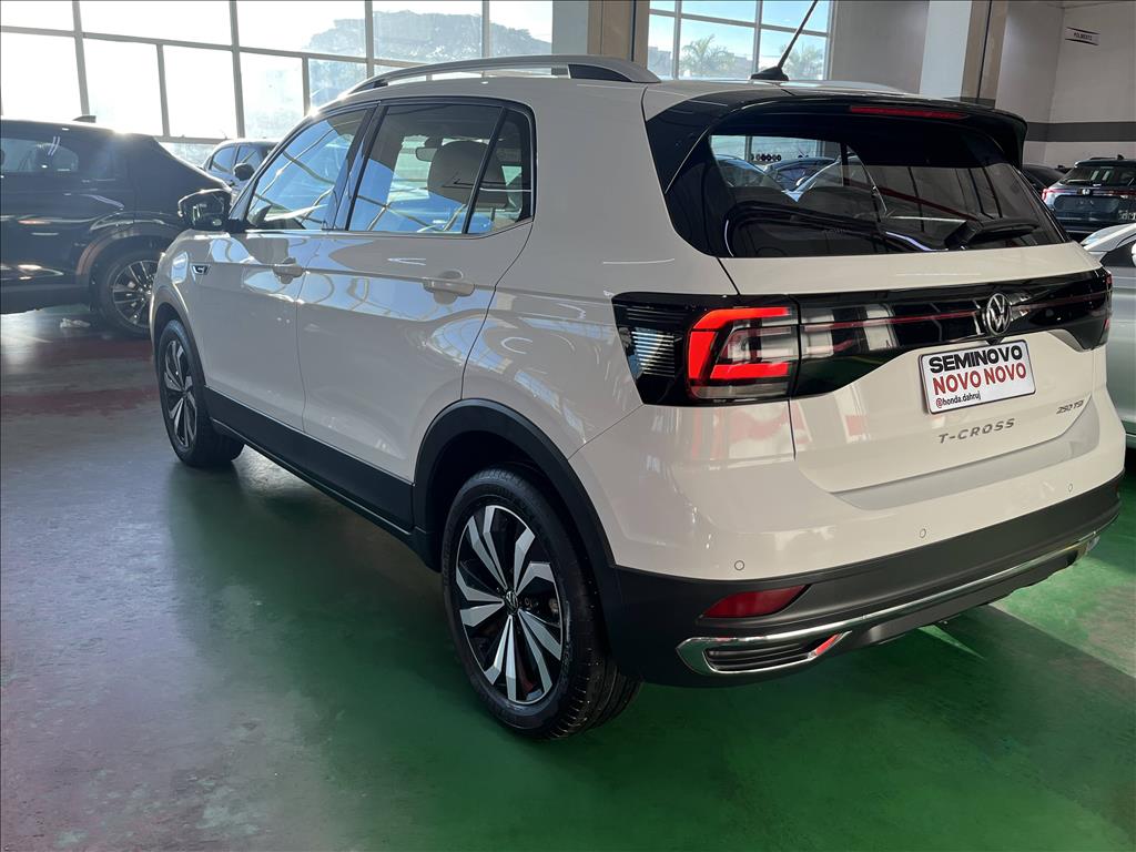 T-CROSS 1.4 250 TSI TOTAL FLEX HIGHLINE AUTOMÁTICO3