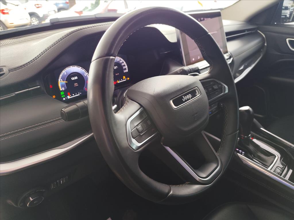 COMMANDER 1.3 T270 TURBO FLEX LONGITUDE AT611