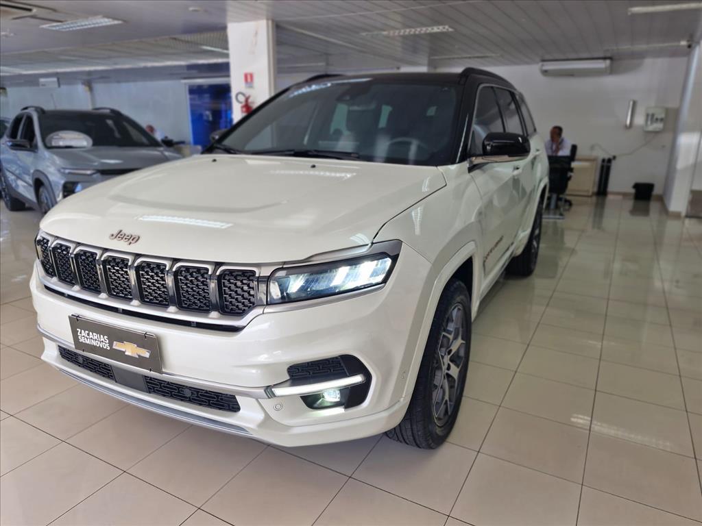 COMMANDER 1.3 T270 TURBO FLEX OVERLAND AT62