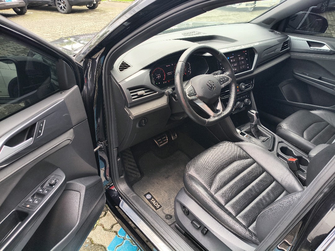 TAOS 1.4 250 TSI TOTAL FLEX HIGHLINE AUTOMÁTICO9