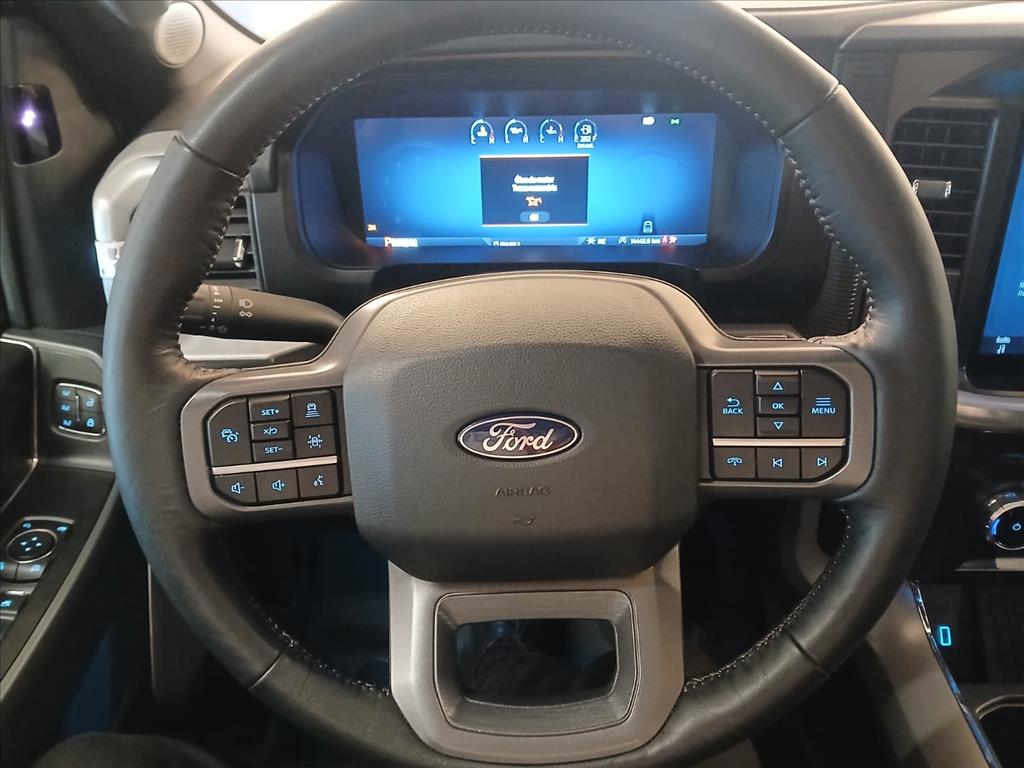 Ford-F-150-5.0 V8 GASOLINA CD LARIAT FX4 AUTOMÁTICO