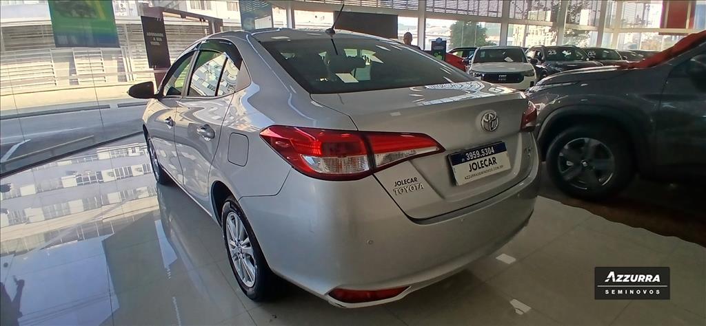 YARIS 1.5 16V FLEX SEDAN XL MANUAL6