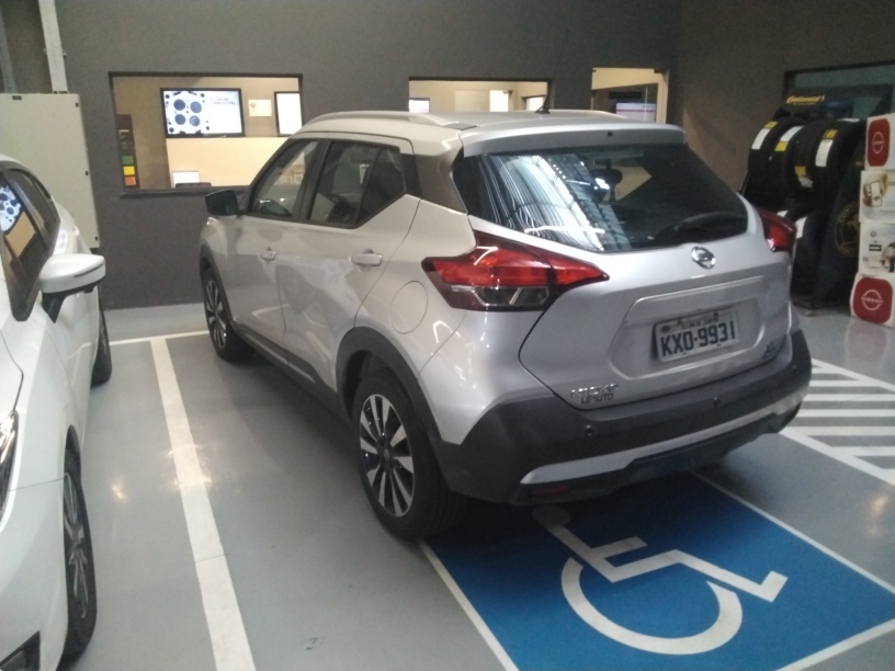 KICKS 1.6 16V FLEXSTART SV 4P XTRONIC6