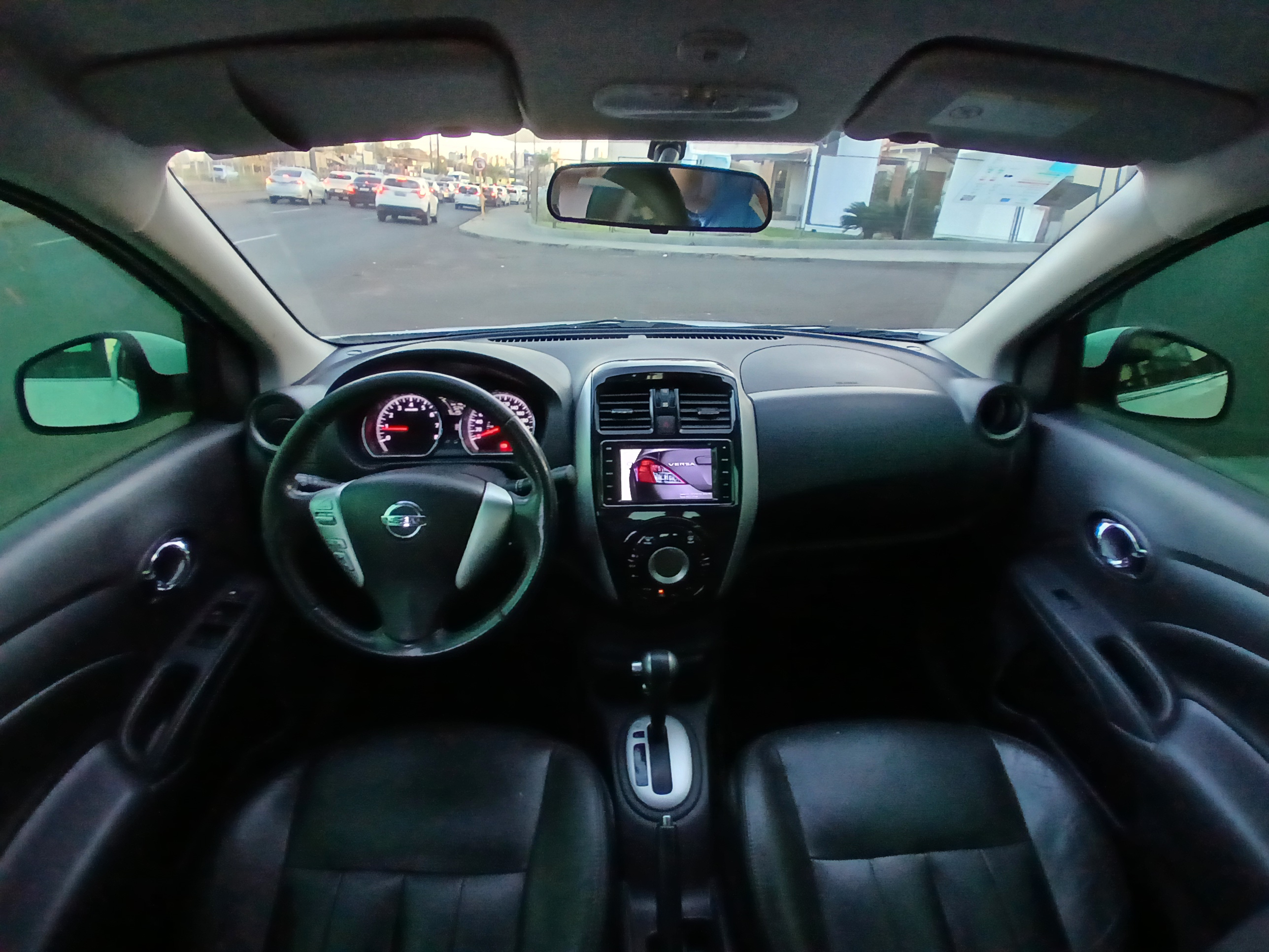 VERSA 1.6 16V FLEXSTART UNIQUE 4P XTRONIC8