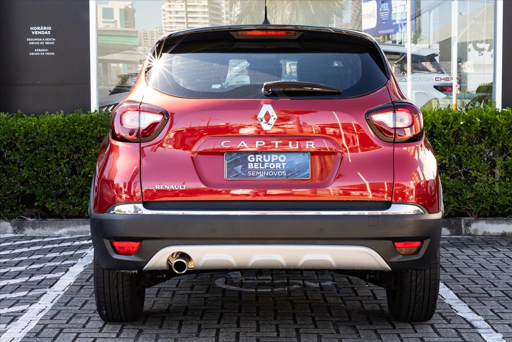 Renault-CAPTUR-1.6 16V SCE FLEX BOSE X-TRONIC