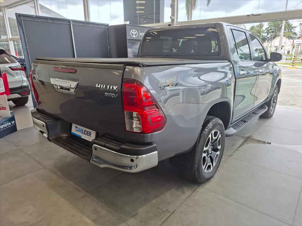 HILUX 2.8 D-4D TURBO DIESEL CD SRV 4X4 AUTOMÁTICO5