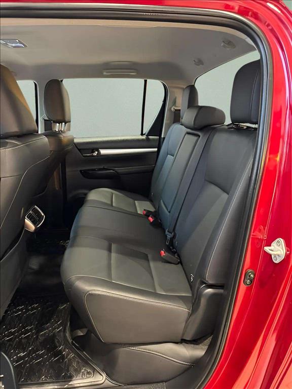 HILUX 2.8 D-4D TURBO DIESEL CD SRV 4X4 AUTOMÁTICO13