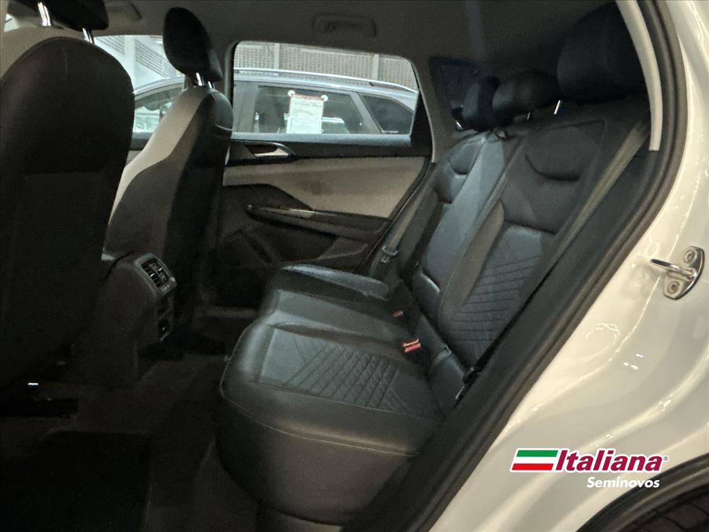 TAOS 1.4 250 TSI TOTAL FLEX COMFORTLINE AUTOMÁTICO9
