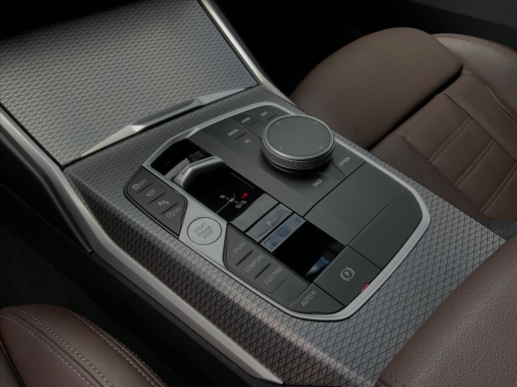 BMW-320i-2.0 16V TURBO FLEX M SPORT AUTOMÁTICO