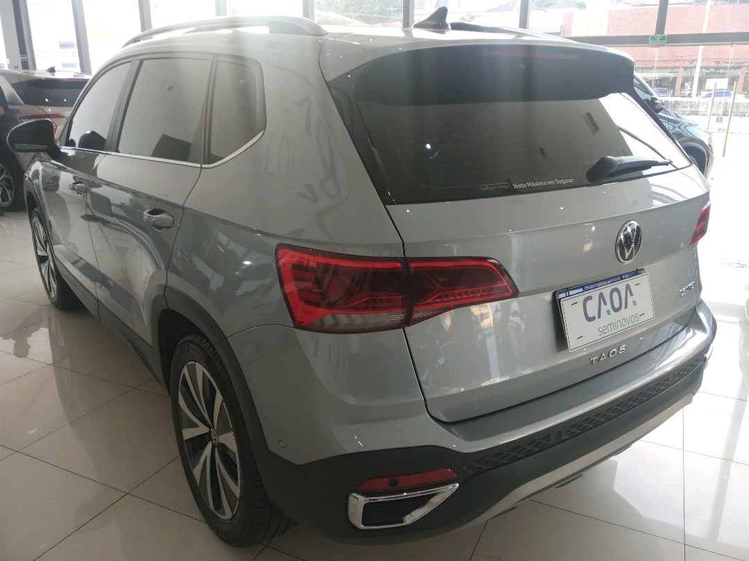 VW - Volkswagen-TAOS-1.4 250 TSI TOTAL FLEX HIGHLINE AUTOMÁTICO