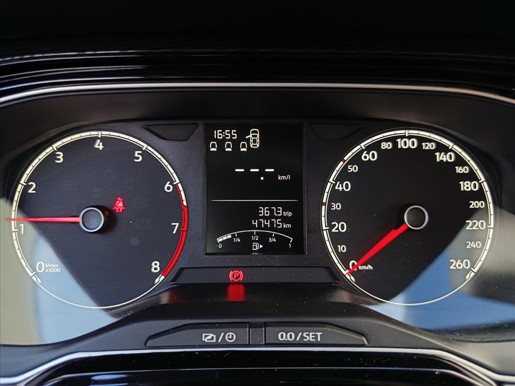 POLO 1.0 MPI TRACK MANUAL6