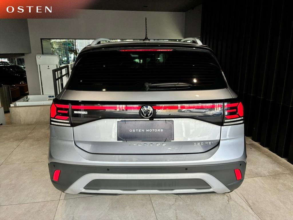 Volkswagen-T-CROSS-1.4 250 TSI TOTAL FLEX HIGHLINE AUTOMÁTICO