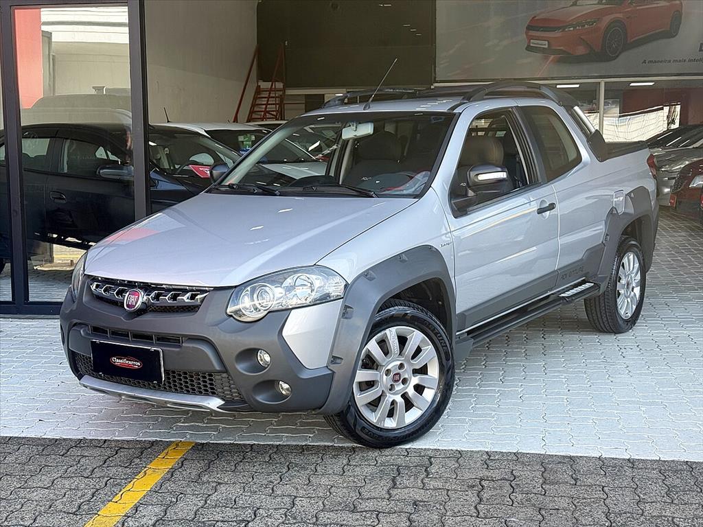 Fiat Strada - 1.8 MPI ADVENTURE CD 16V FLEX 3P AUTOMATIZADO