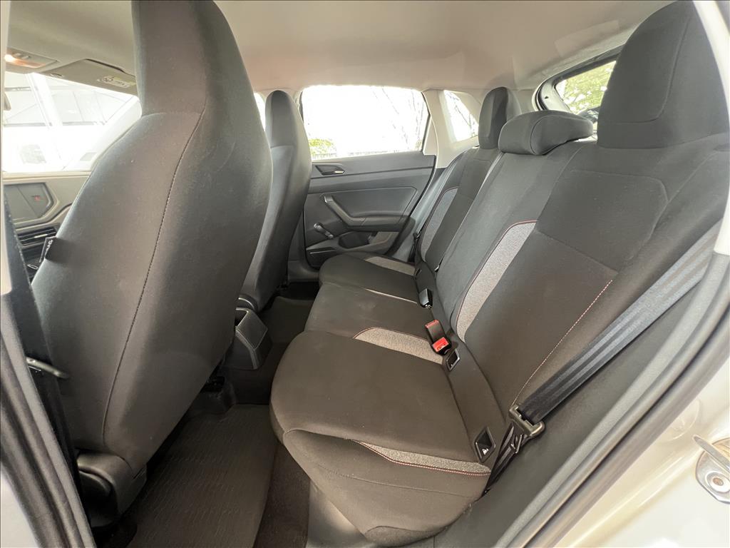 POLO 1.0 MPI ROBUST MANUAL18