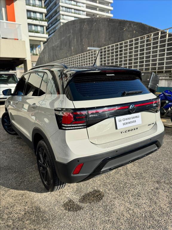 T-CROSS 1.4 250 TSI TOTAL FLEX HIGHLINE AUTOMÁTICO3
