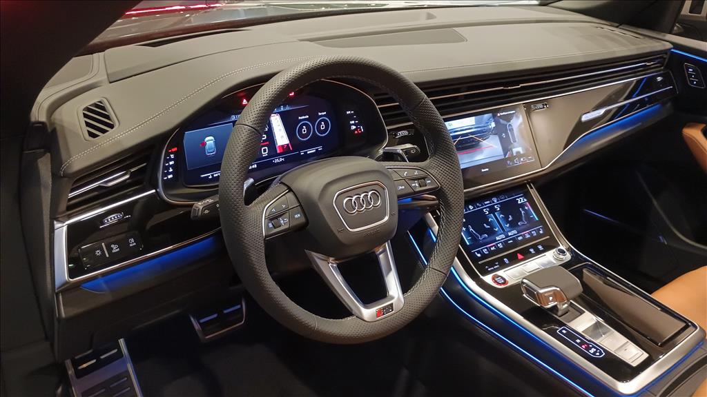 RS Q8 4.0 V8 TWINTURBO GASOLINA PERFORMANCE TIPTRONIC4