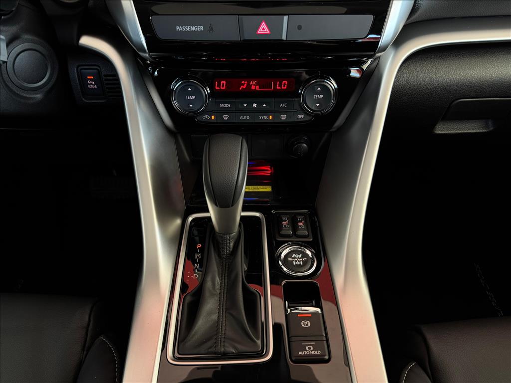 Mitsubishi-ECLIPSE CROSS-1.5 MIVEC TURBO GASOLINA HPE-S S-AWC CVT