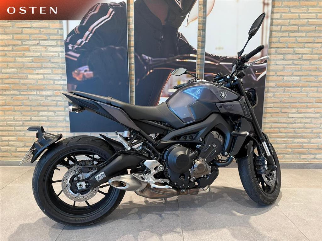 YAMAHA-MT-09-MT-09