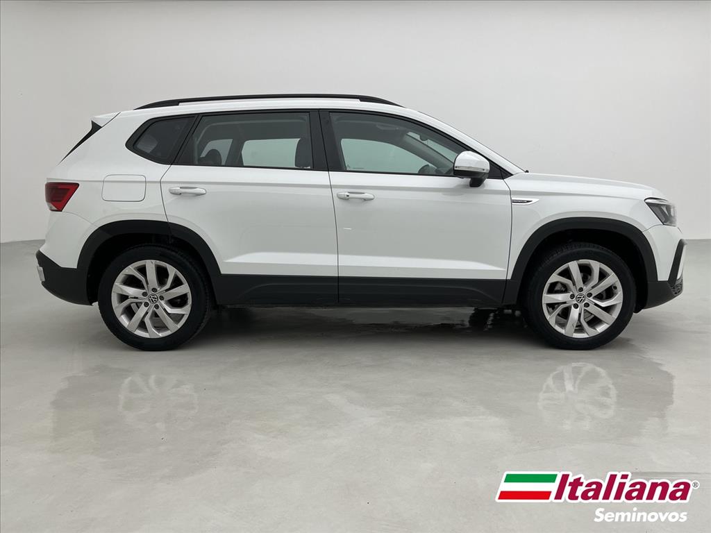 TAOS 1.4 250 TSI TOTAL FLEX COMFORTLINE AUTOMÁTICO5