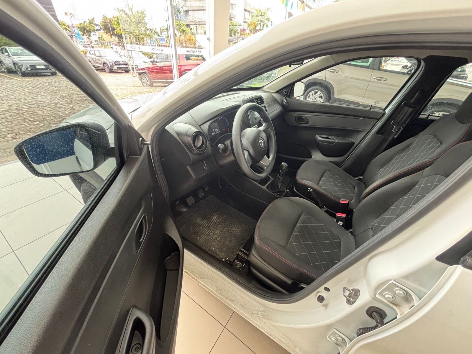 Renault-KWID-1.0 12V SCE FLEX ZEN MANUAL