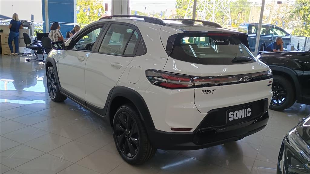 SONIC 1.0 TURBO FLEX RS AUTOMÁTICO4
