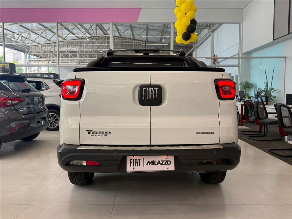 TORO 1.8 16V EVO FLEX FREEDOM AT64