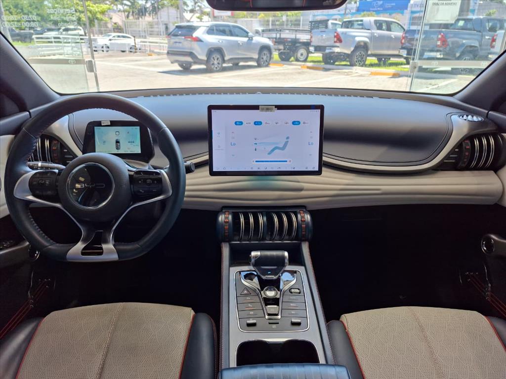 YUAN PLUS 60,8 KW ELÉTRICO12