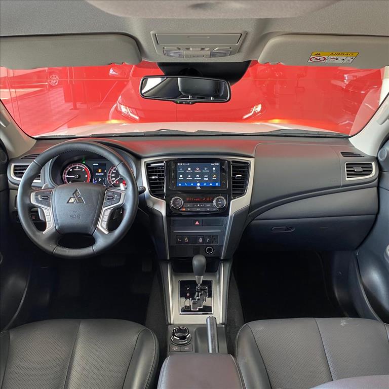 Mitsubishi-L200 TRITON-2.4 16V TURBO DIESEL SPORT HPE-S CD 4P 4X4 AUTOMÁTICO