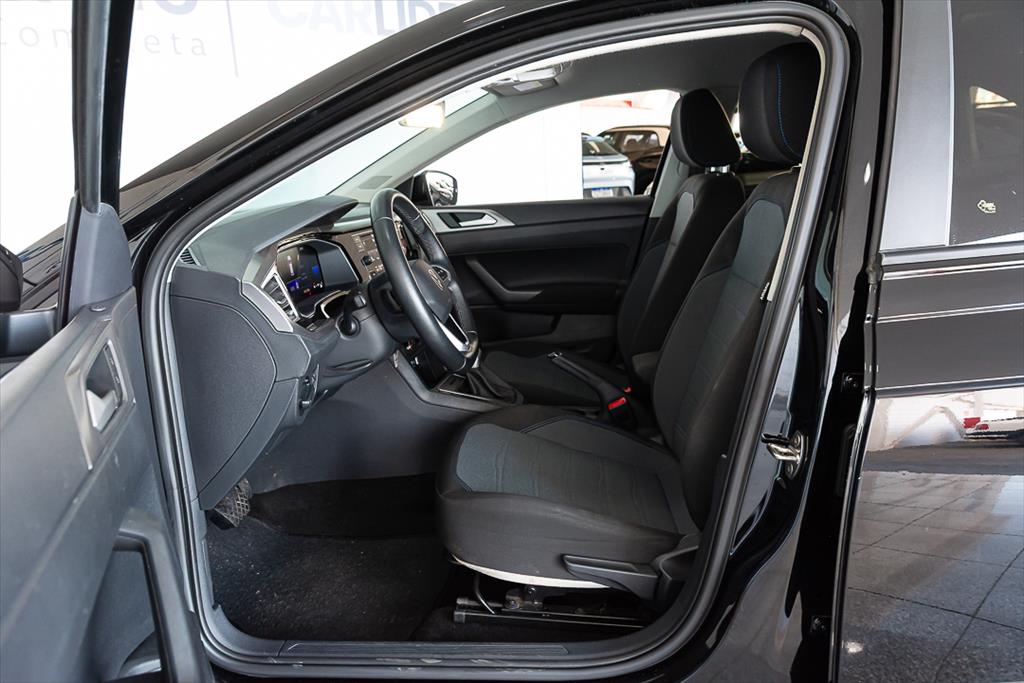 NIVUS 1.0 200 TSI TOTAL FLEX COMFORTLINE AUTOMÁTICO12