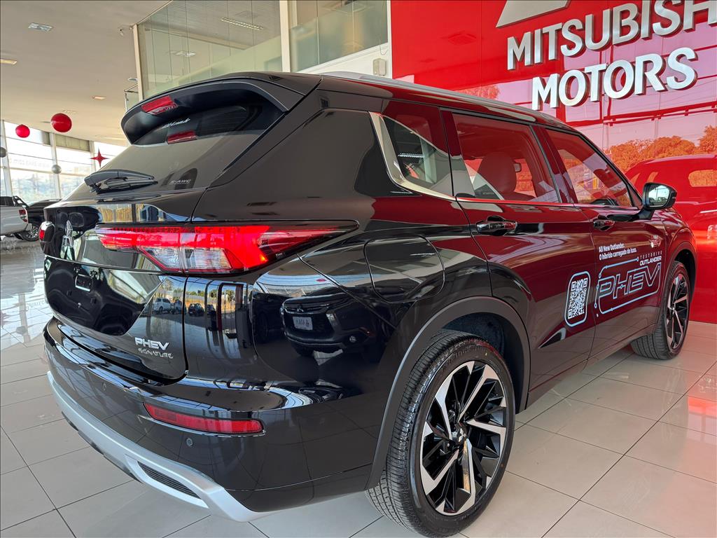 Mitsubishi-OUTLANDER-2.4 PHEV SIGNATURE S-AWC DHT