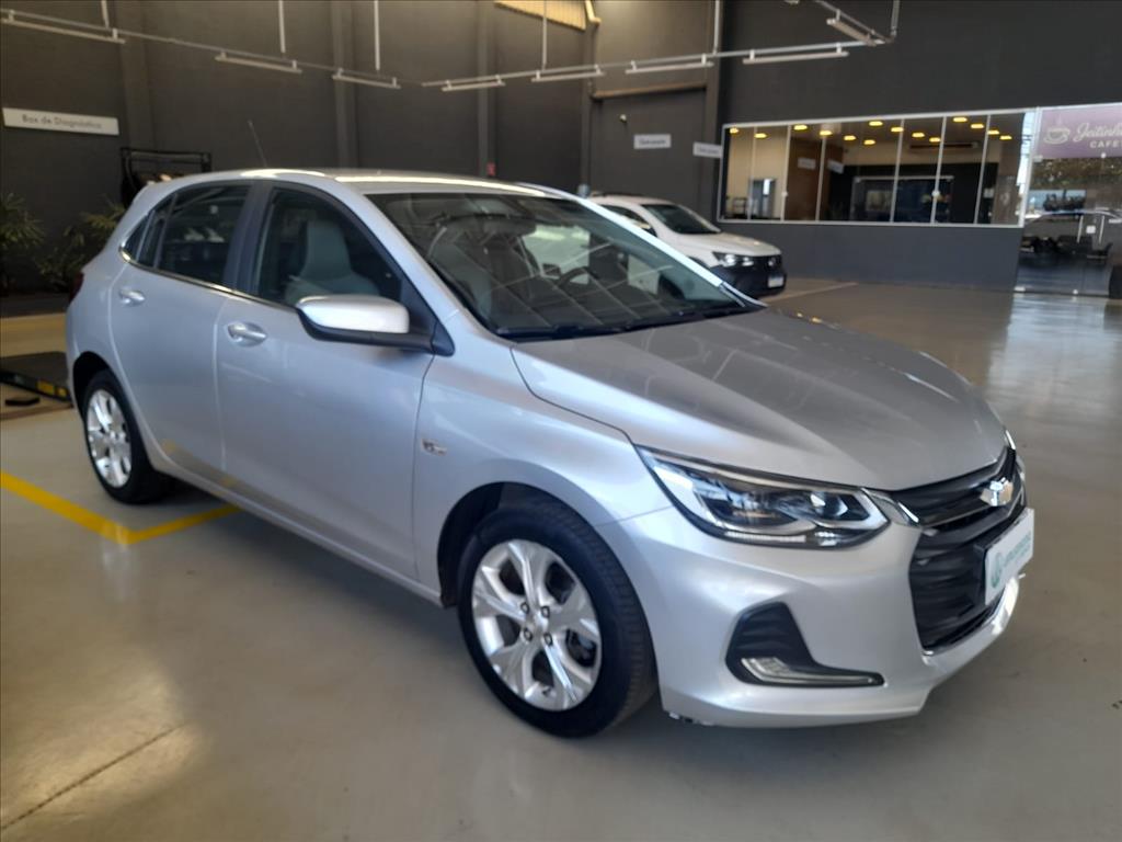 ONIX 1.0 TURBO FLEX AUTOMÁTICO2