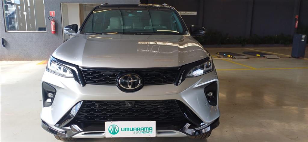 HILUX 2.8 D-4D TURBO DIESEL CD CONQUEST 4X4 AUTOMÁTICO