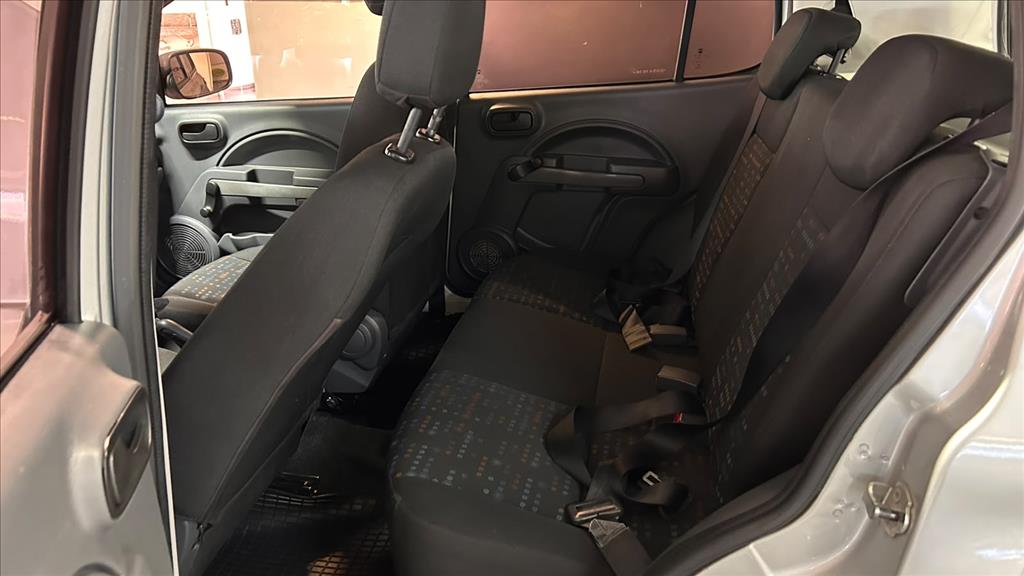 UNO 1.0 EVO VIVACE 8V FLEX 4P MANUAL6