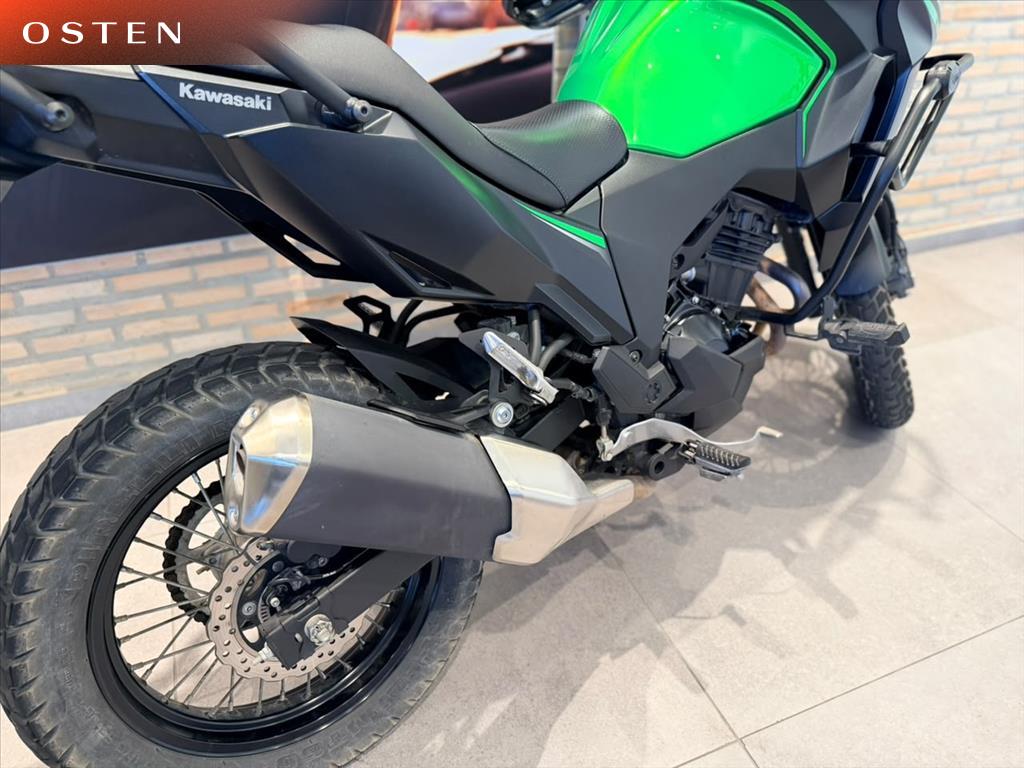 KAWASAKI-VERSYS-X-300
