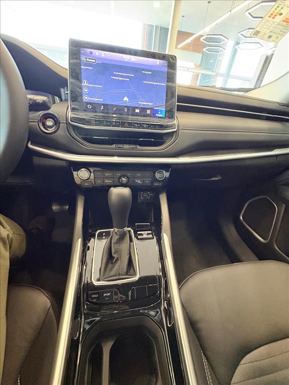 COMMANDER 1.3 T270 TURBO FLEX LONGITUDE AT616