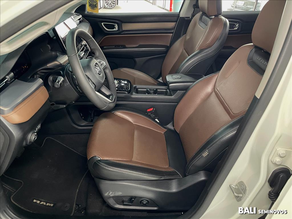 RAMPAGE 2.0 TURBO DIESEL LARAMIE 4X4 AUTOMÁTICO9