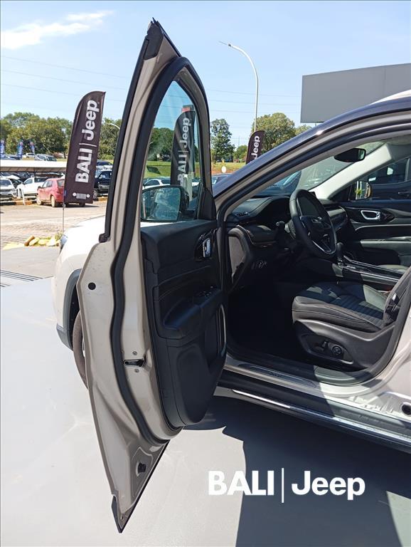 COMMANDER 1.3 T270 TURBO FLEX LIMITED AT6