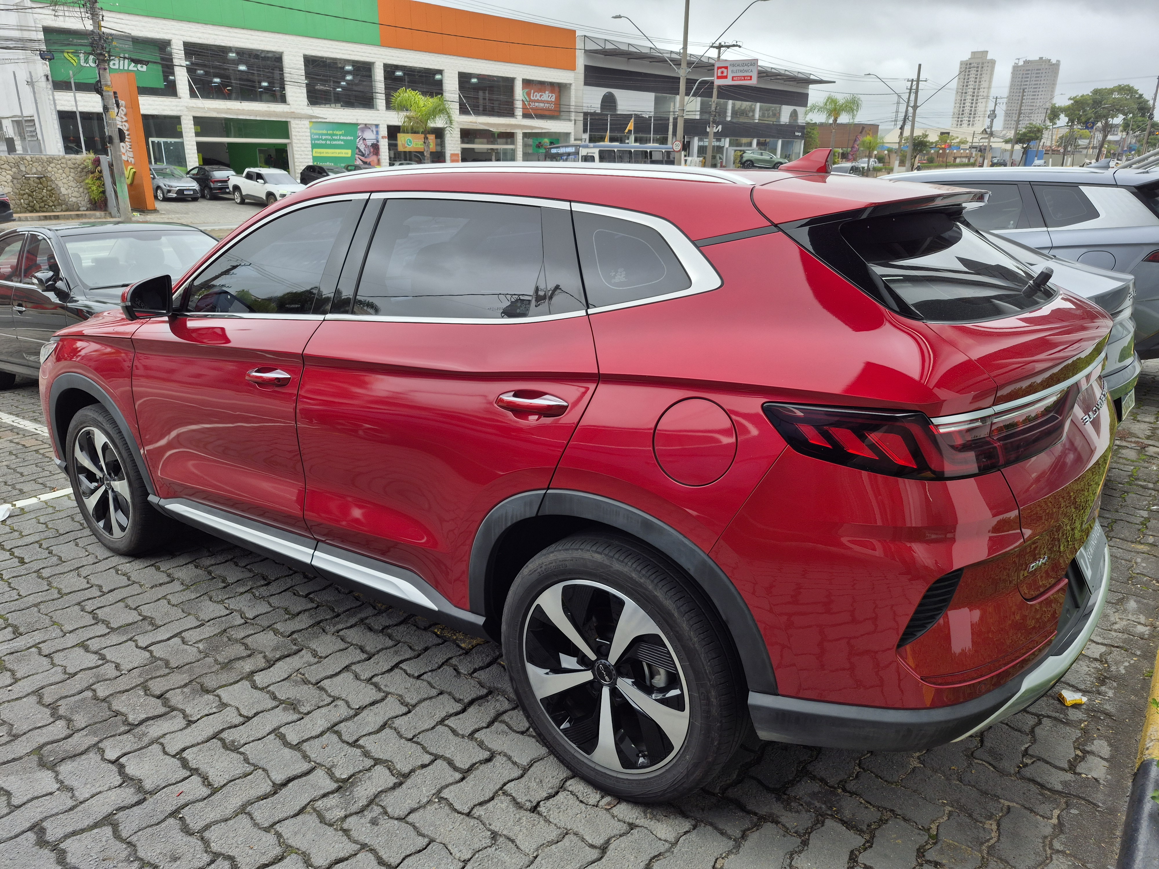 Foto ilustrativa do carro