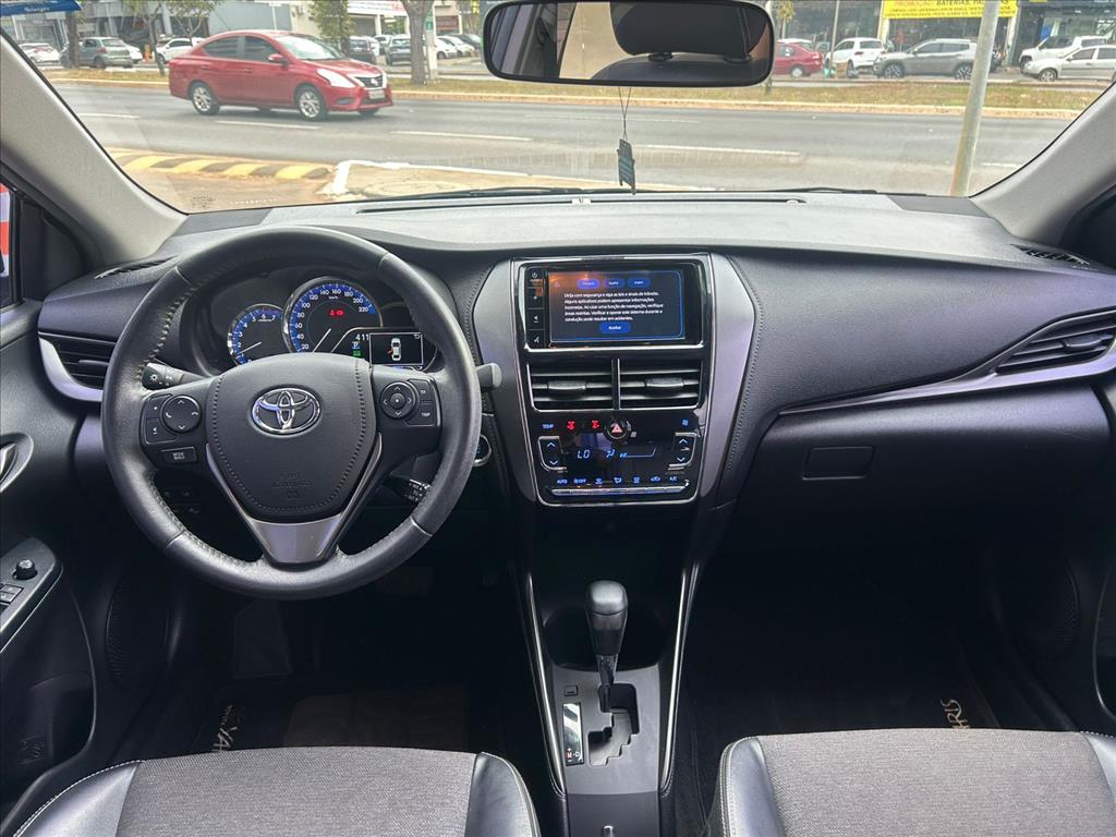 Toyota-YARIS-1.5 16V FLEX SEDAN XS CONNECT MULTIDRIVE