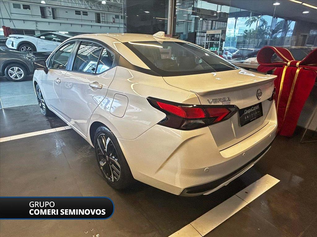 VERSA 1.6 16V FLEX EXCLUSIVE XTRONIC3