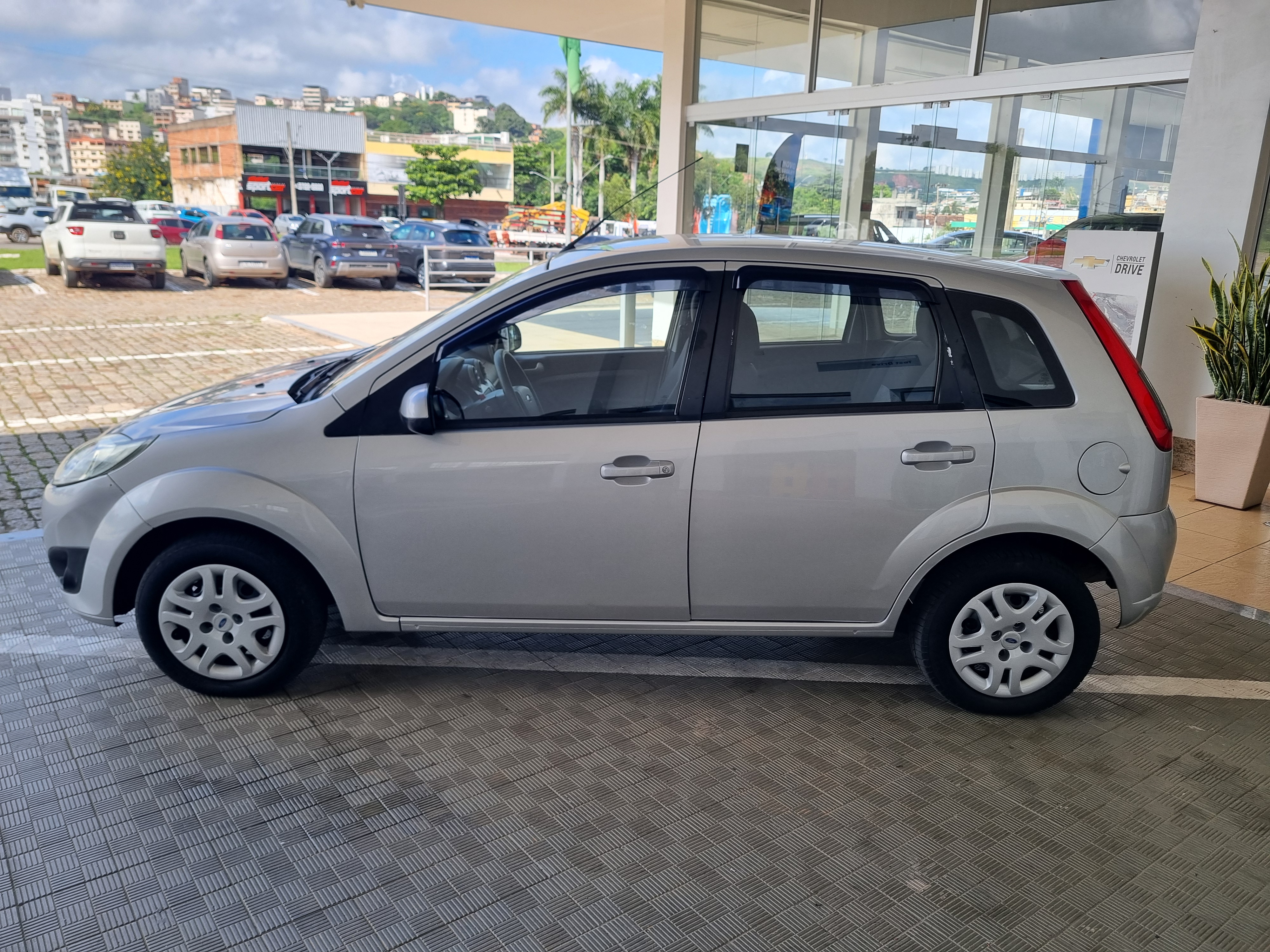 FIESTA 1.6 MPI HATCH 8V FLEX 4P MANUAL