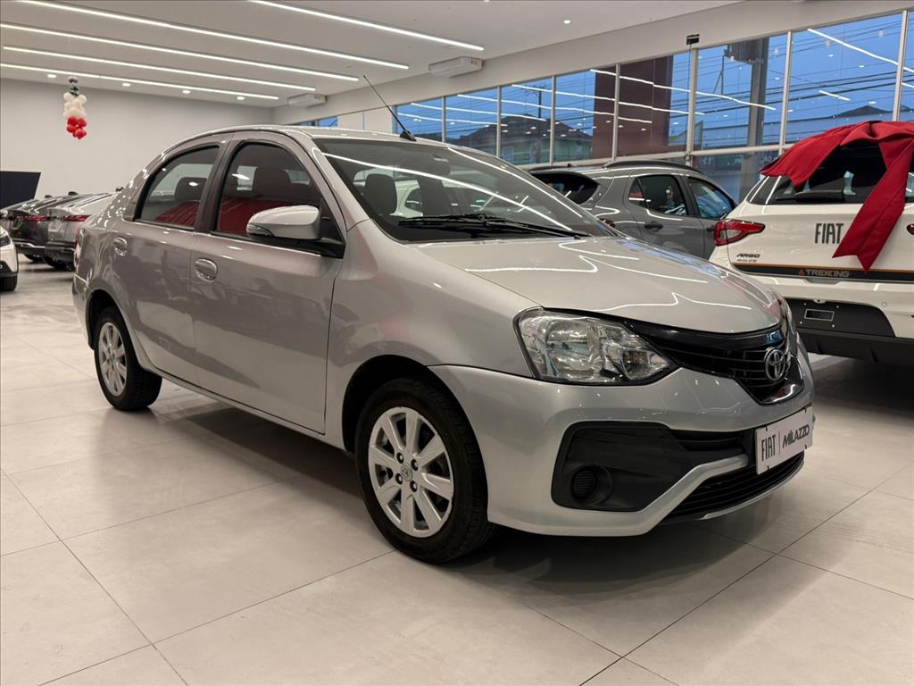 ETIOS 1.5 X PLUS SEDAN 16V FLEX 4P AUTOMÁTICO ETIOS 1.5 X PLUS SEDAN 16V FLEX 4P AUTOMÁTICO