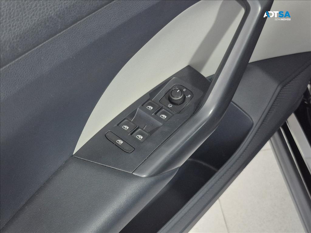 VOLKSWAGEN T-CROSS 1.4 250 TSI TOTAL FLEX HIGHLINE AUTOMÁTICO