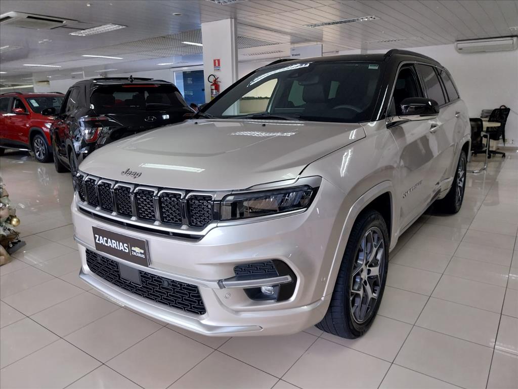 COMMANDER 1.3 T270 TURBO FLEX OVERLAND AT62