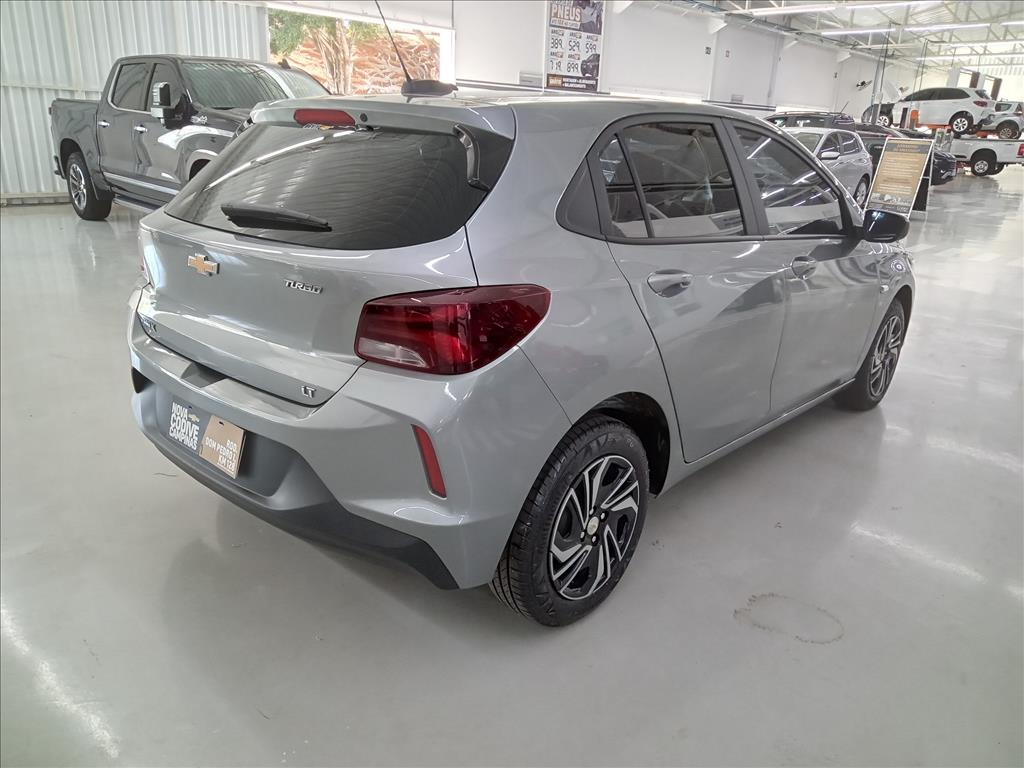 ONIX 1.0 TURBO FLEX LT AUTOMÁTICO