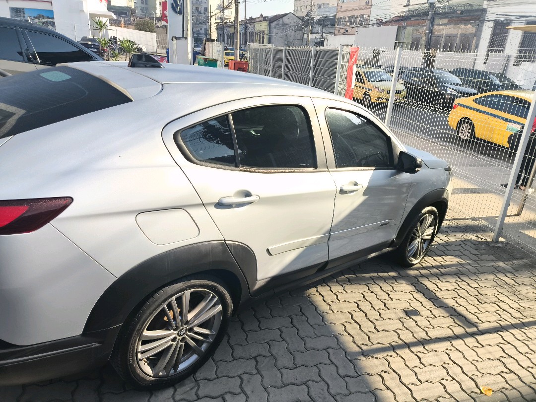 FASTBACK 1.0 TURBO 200 FLEX CVT3